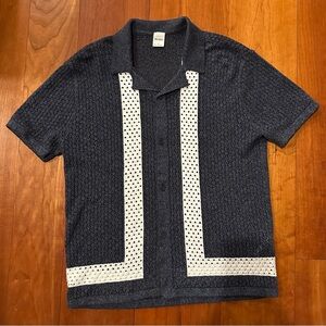 Hollister Grey  and White Casual Button Down Shirt